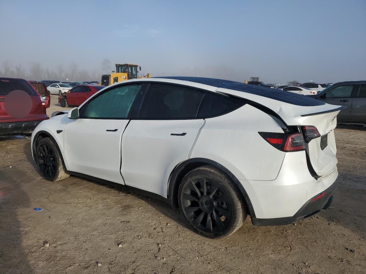 2024 TESLA MODEL Y - Image 2