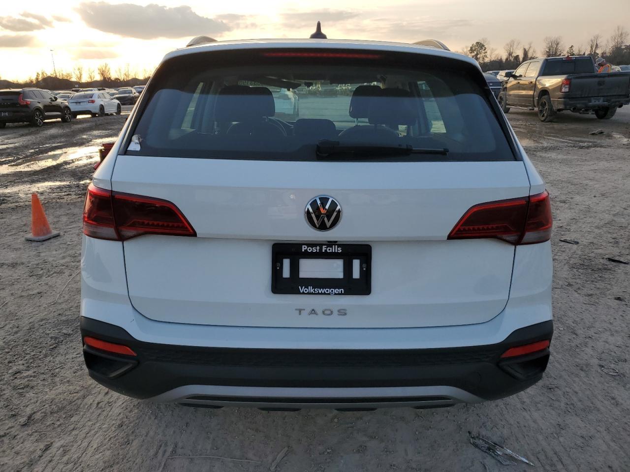 2023 VOLKSWAGEN TAOS S - Image 6