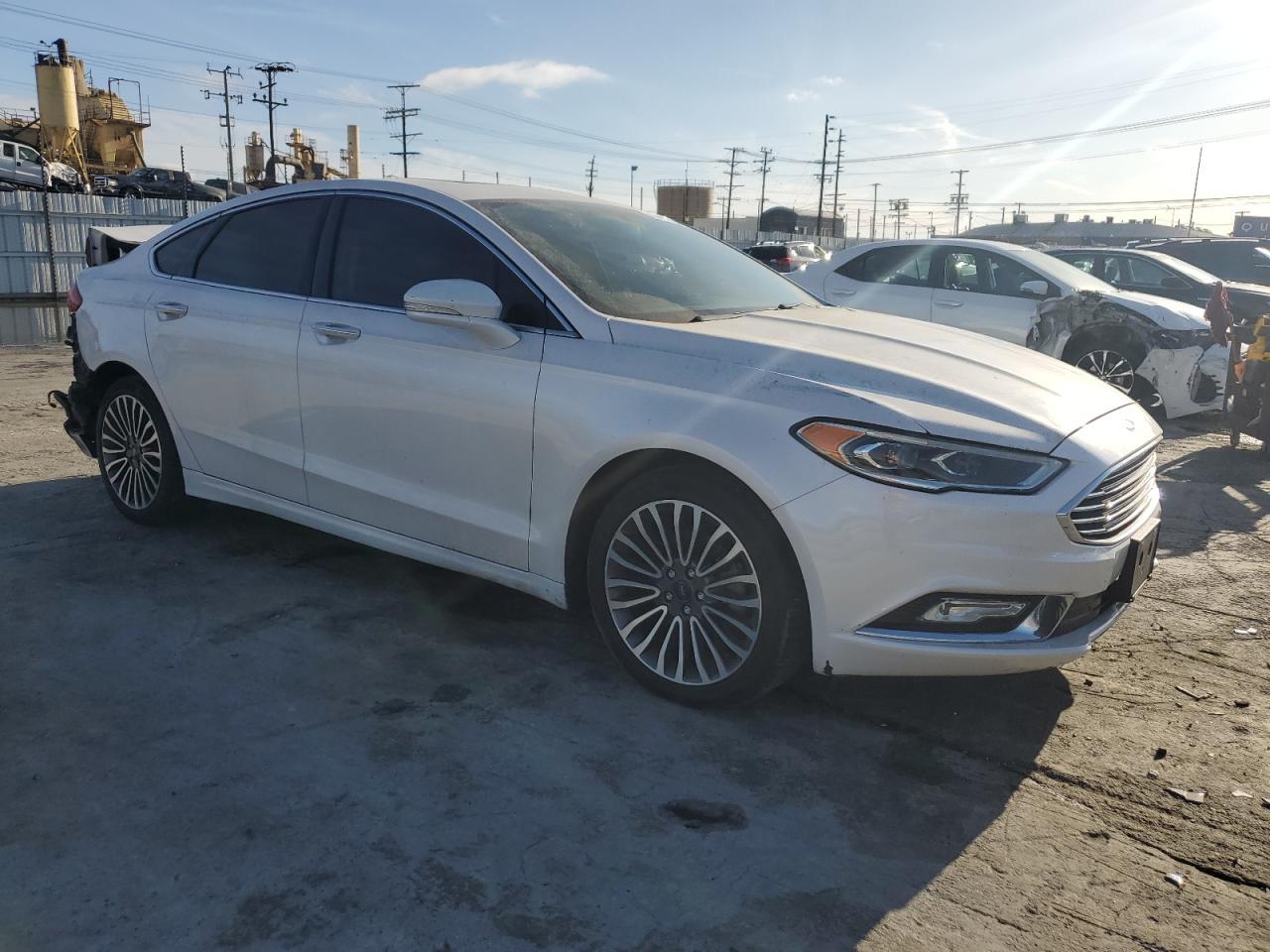 2017 FORD FUSION SE - Image 4