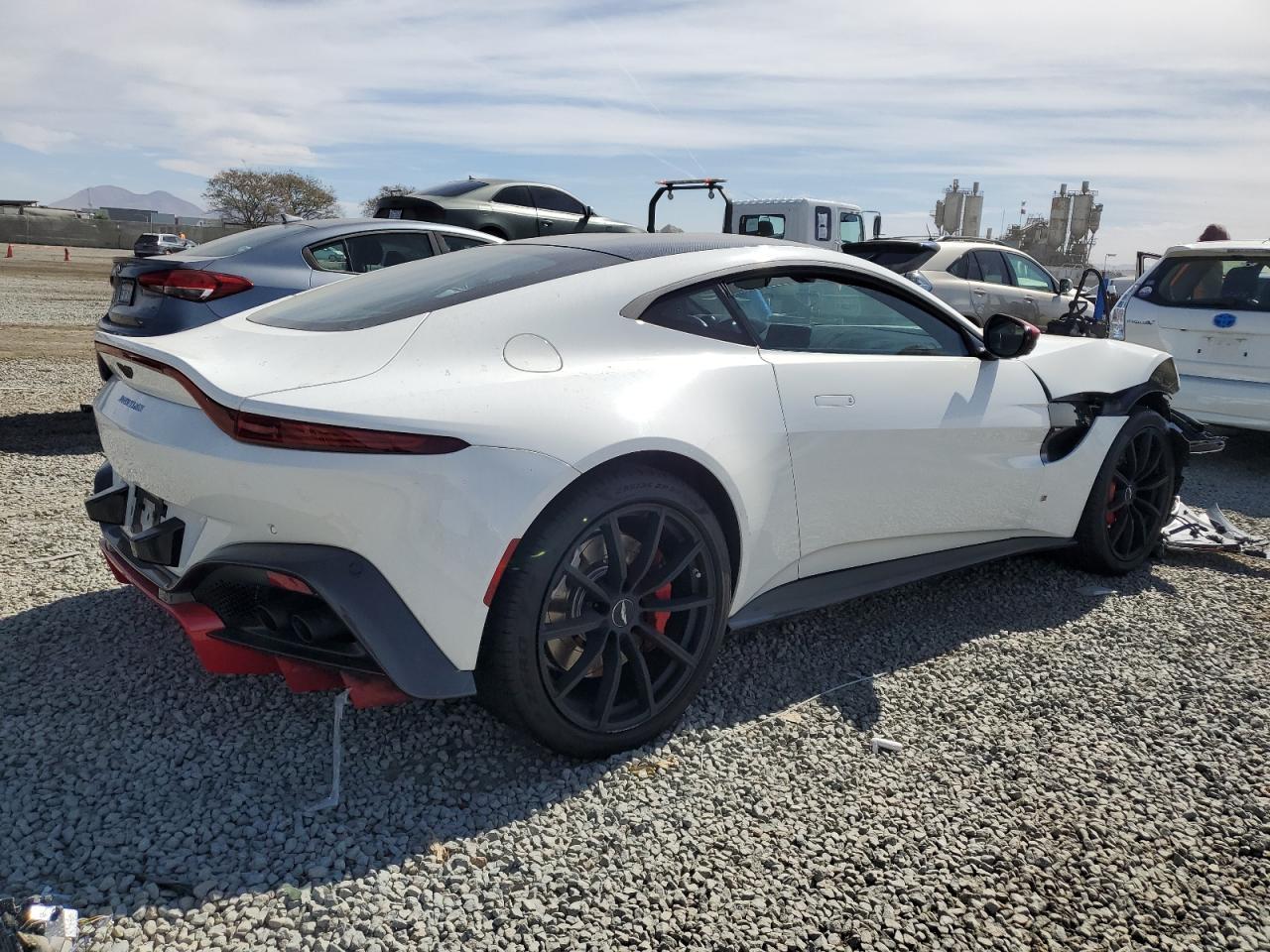 2019 ASTON MARTIN VANTAGE - Image 3