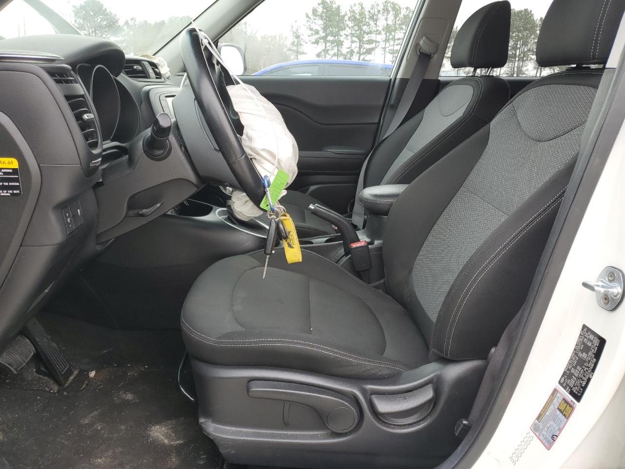 2017 KIA SOUL + - Фото 7