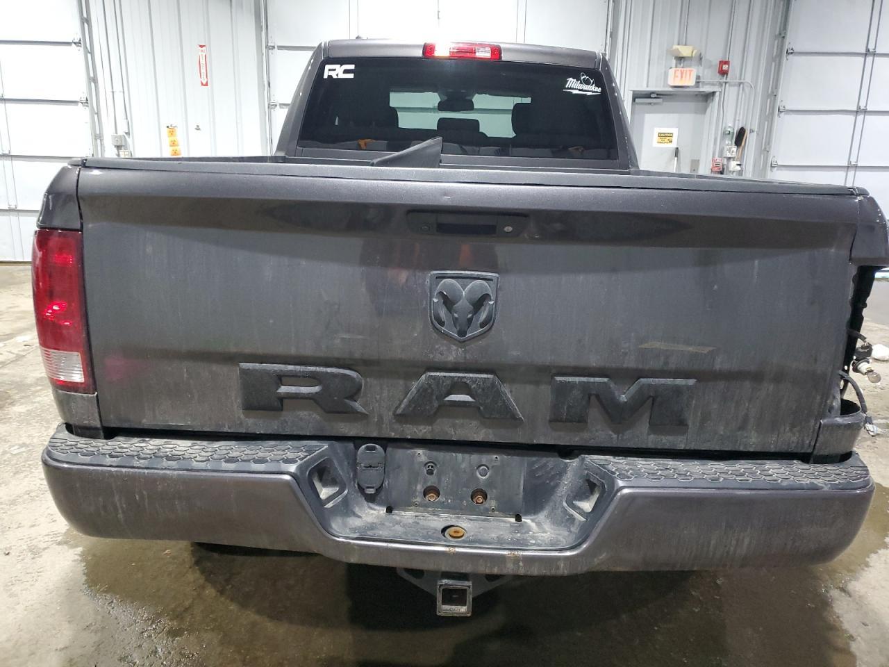 2014 RAM 1500 ST - Image 6