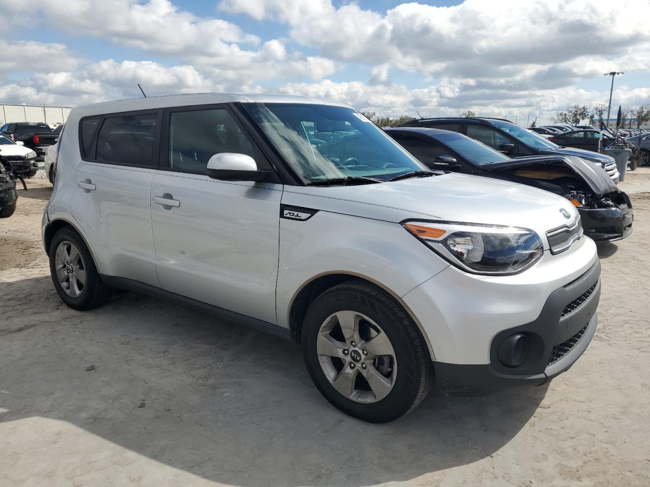 2017 KIA SOUL - Image 4