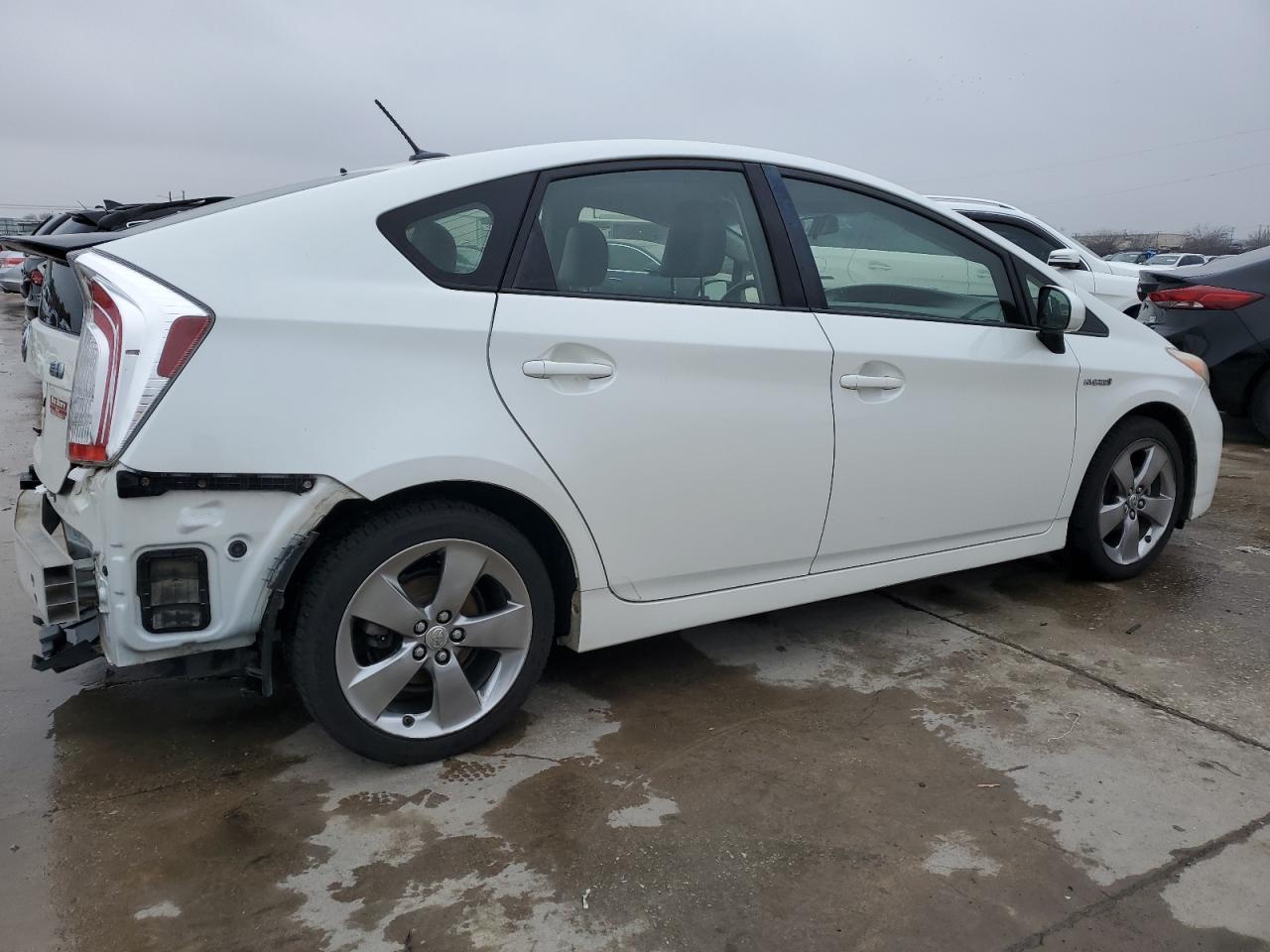 2013 TOYOTA PRIUS - Image 3