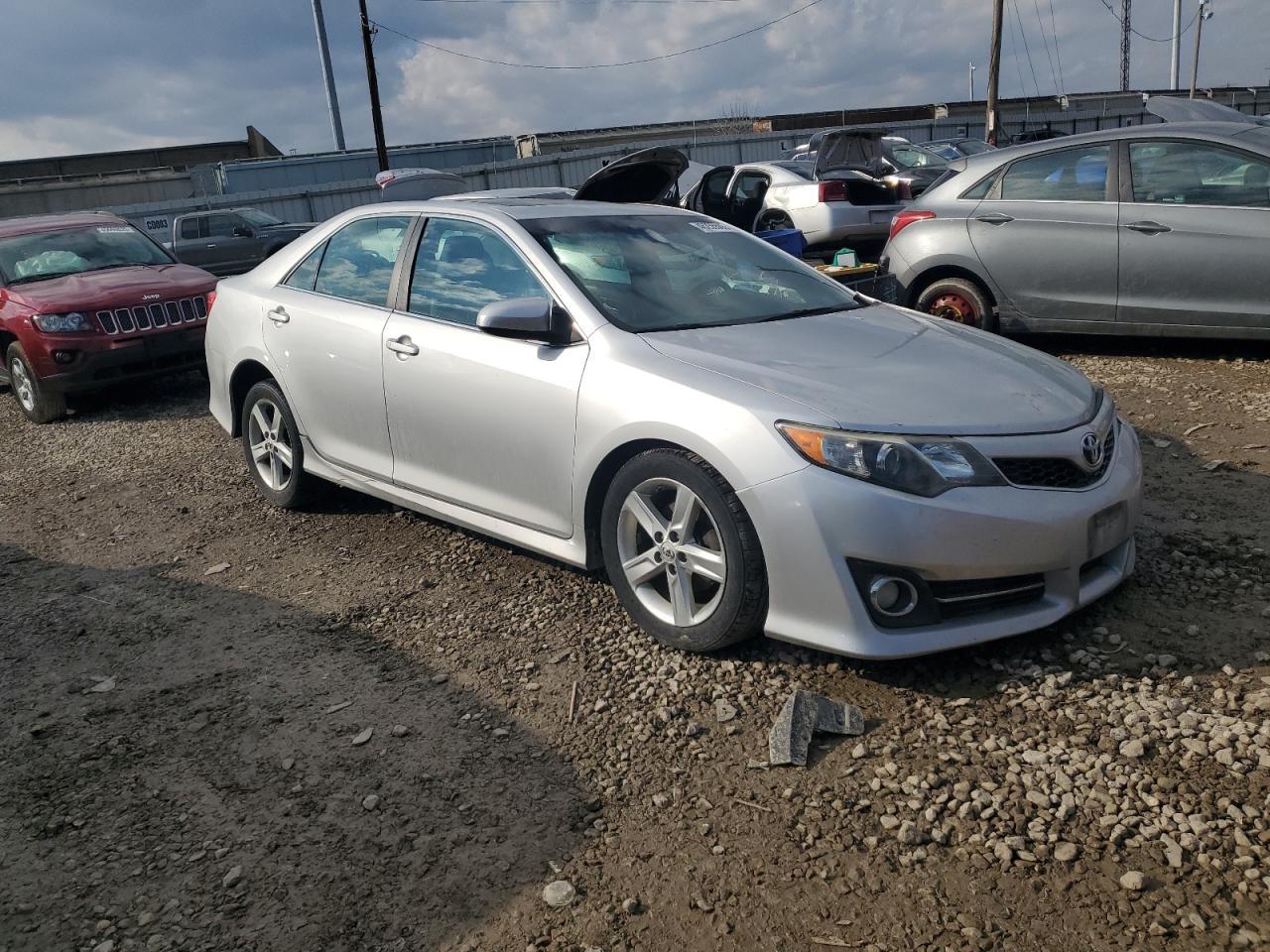 2013 TOYOTA CAMRY L - Фото 4