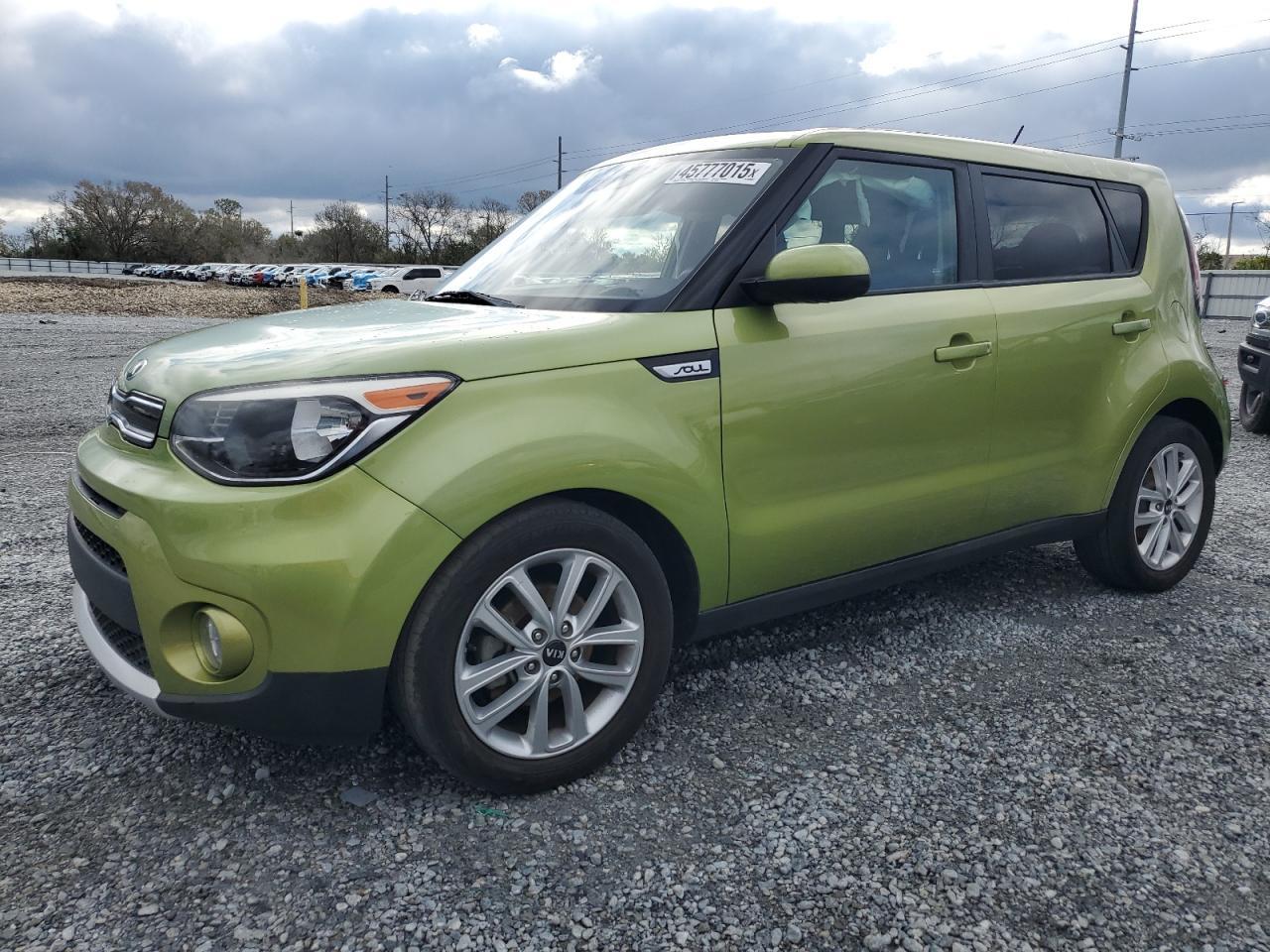 2017 KIA SOUL +