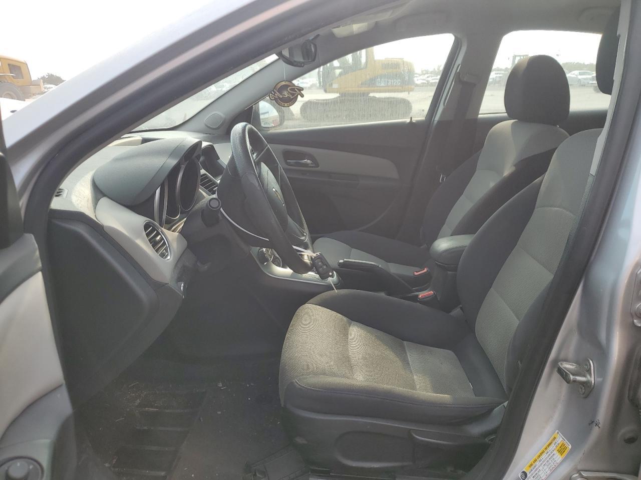 2014 CHEVROLET CRUZE LS - Фото 7