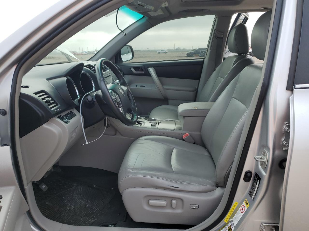 2012 TOYOTA HIGHLANDER - Image 7