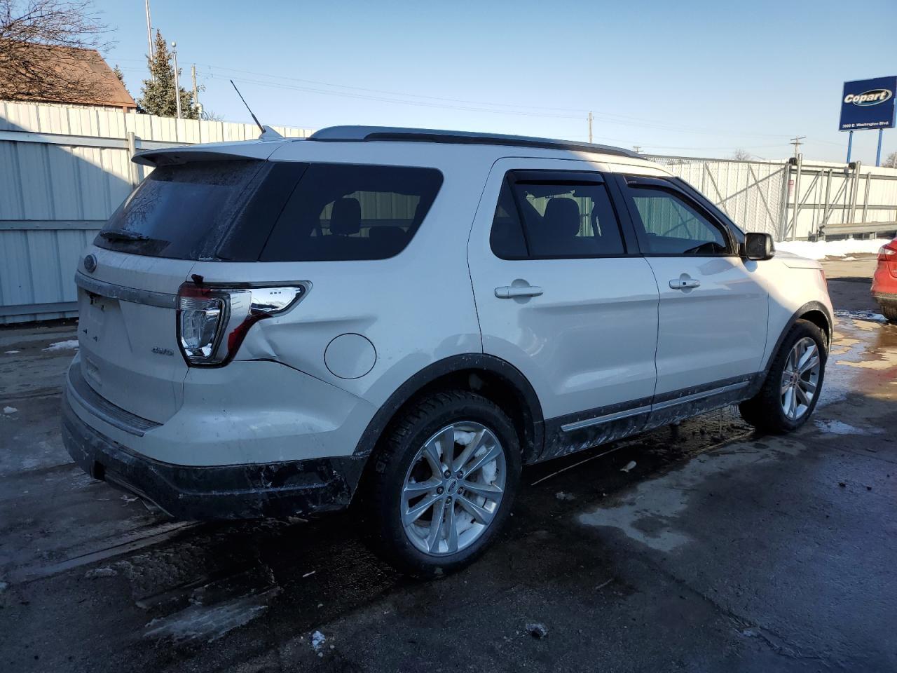 2018 FORD EXPLORER X - Image 3