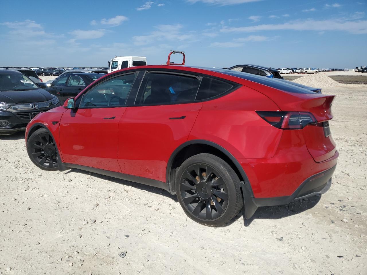2023 TESLA MODEL Y - Image 2