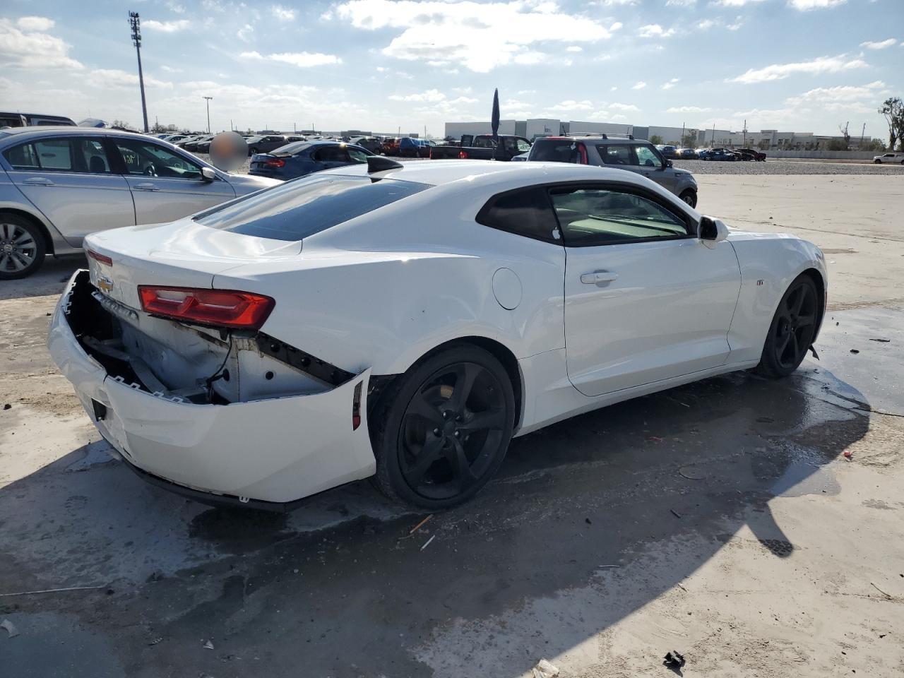 2018 CHEVROLET CAMARO LT - Фото 3