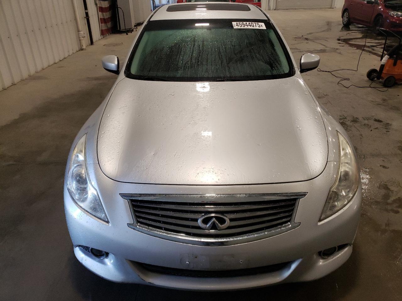 2012 INFINITI G37 - Image 5