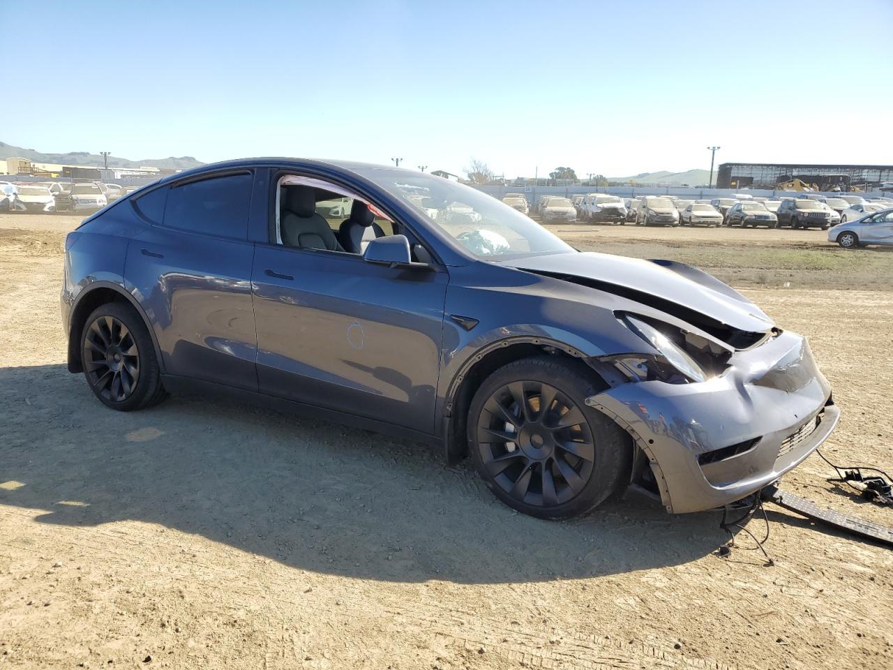 2023 TESLA MODEL Y - Image 4