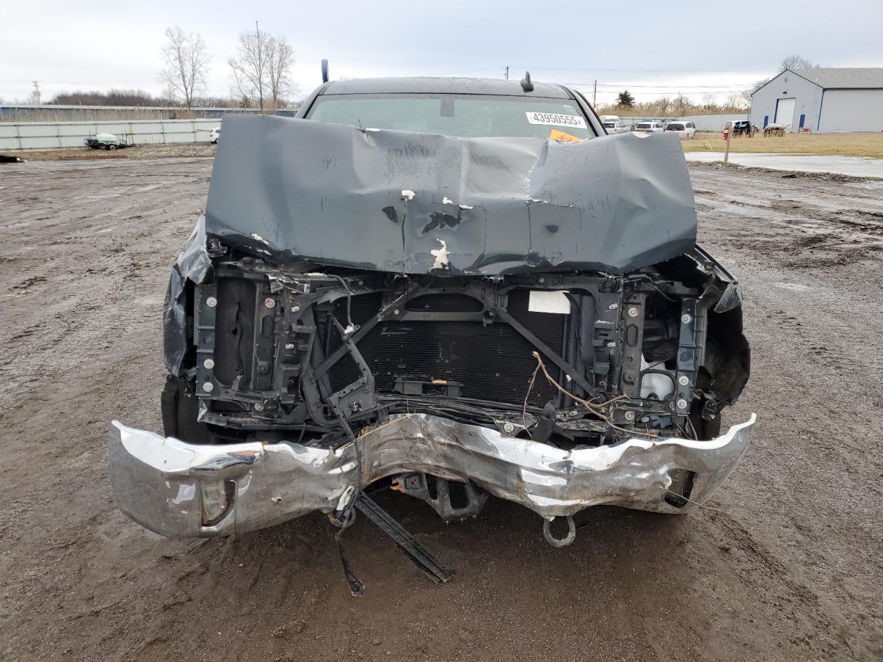 2019 CHEVROLET SILVERADO - Фото 5