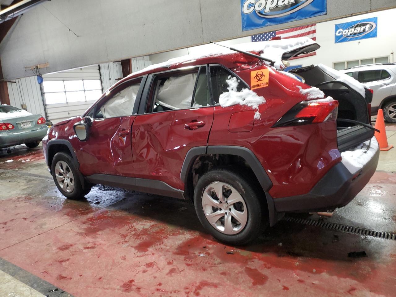 2023 TOYOTA RAV4 LE - Фото 2