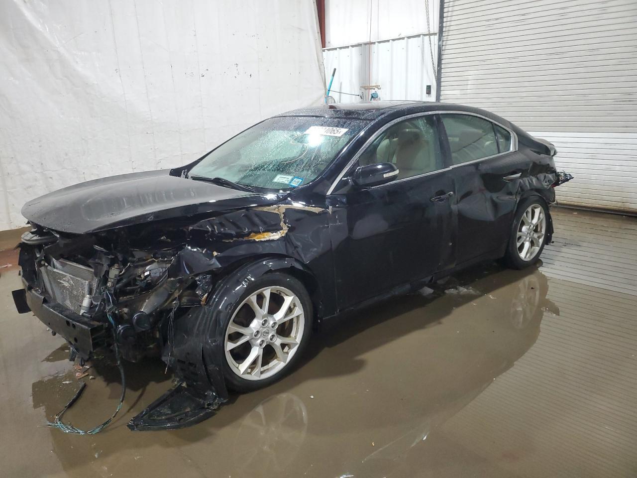 2014 NISSAN MAXIMA S
