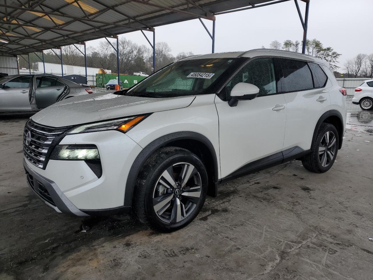 2024 NISSAN ROGUE SL