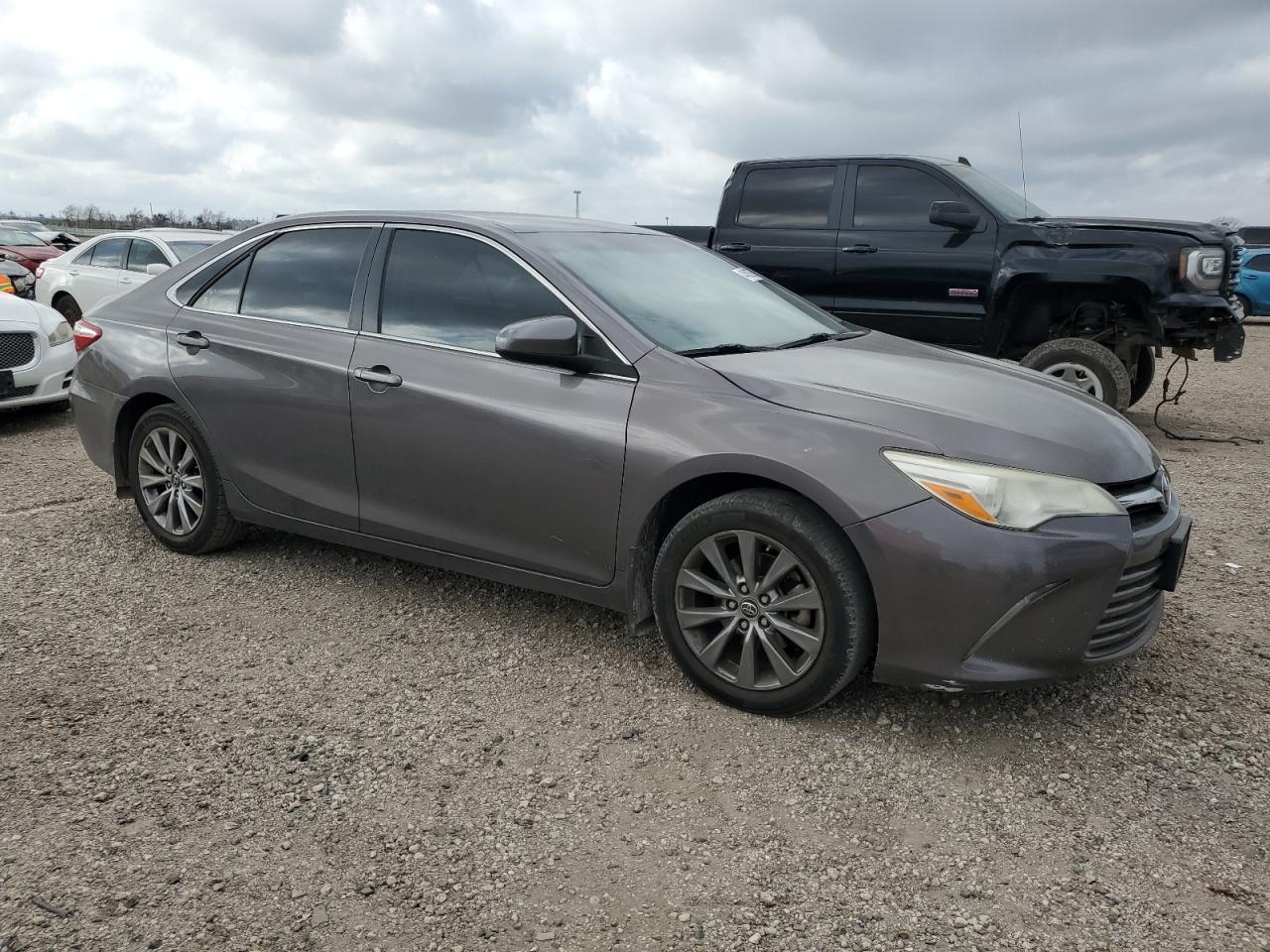 2016 TOYOTA CAMRY LE - Фото 4