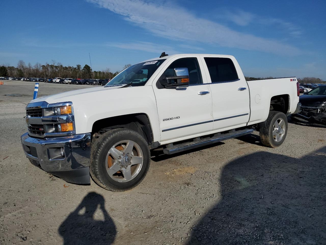 2015 CHEVROLET SILVERADO