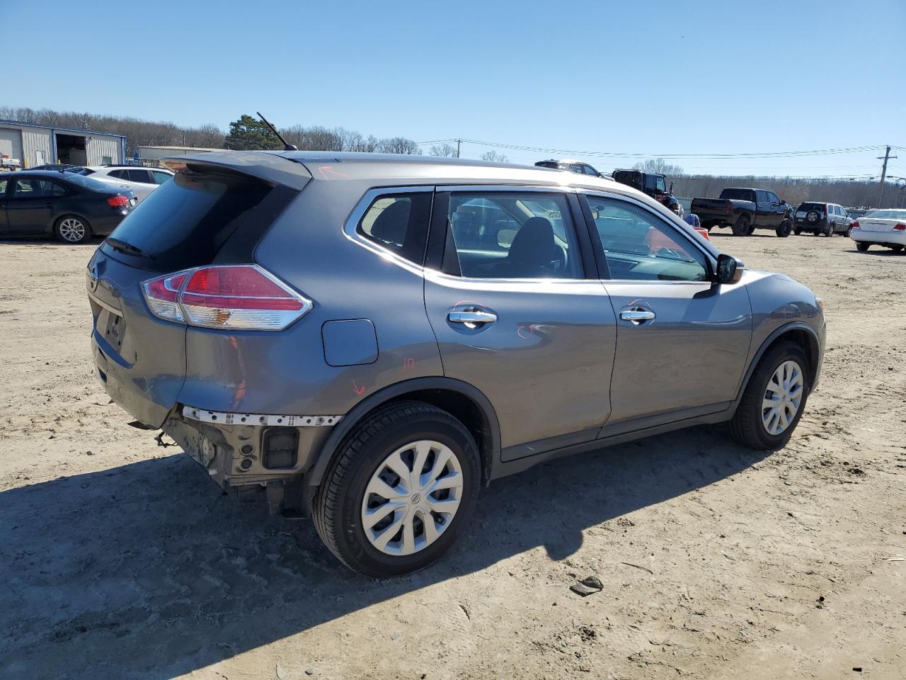 2015 NISSAN ROGUE S - Фото 3