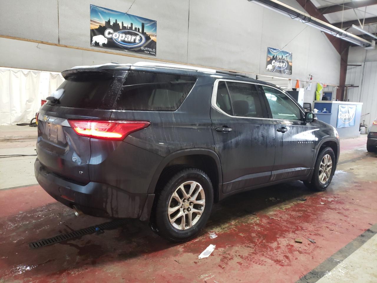 2018 CHEVROLET TRAVERSE L - Фото 3