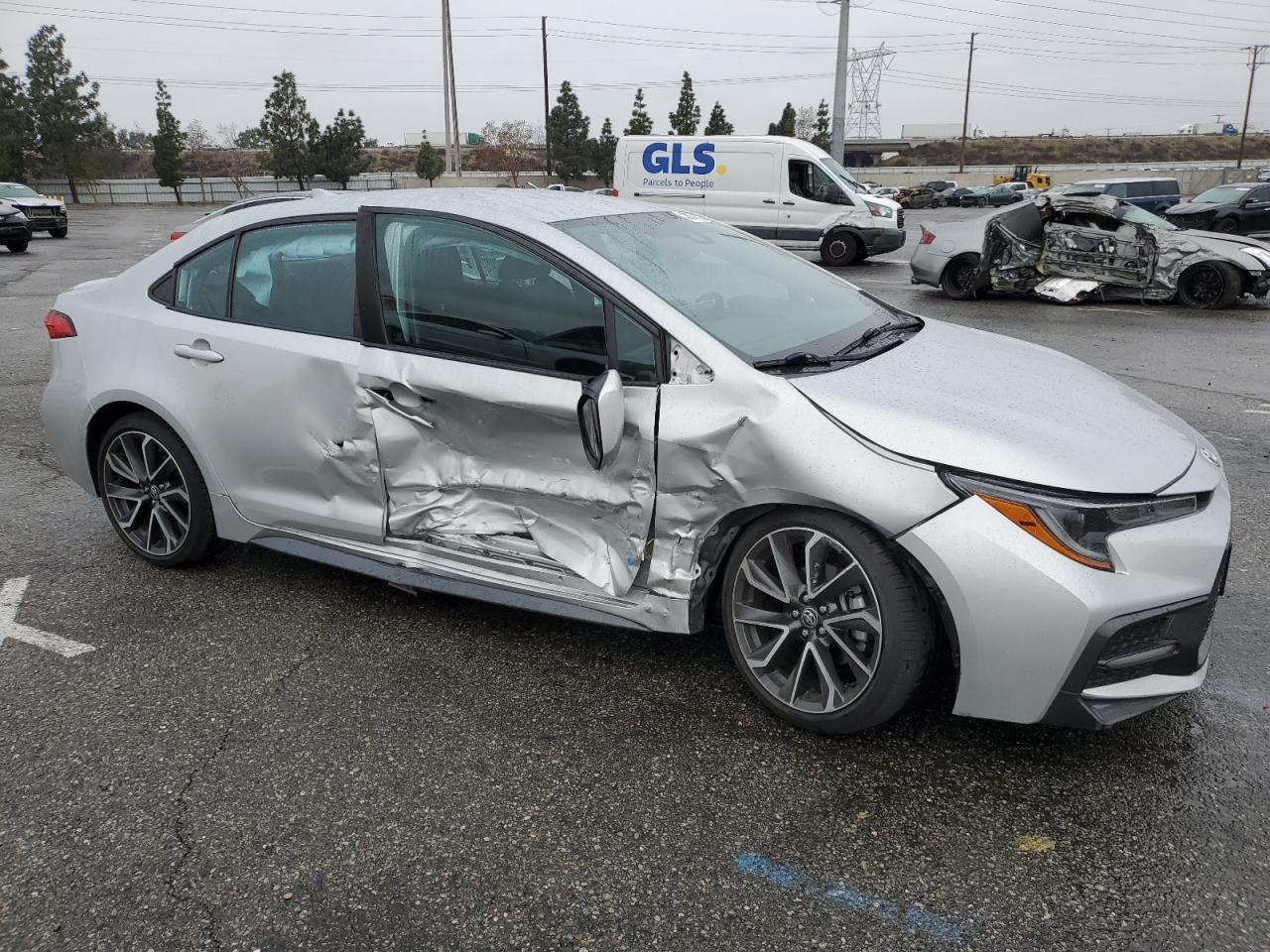 2020 TOYOTA COROLLA SE - Фото 4