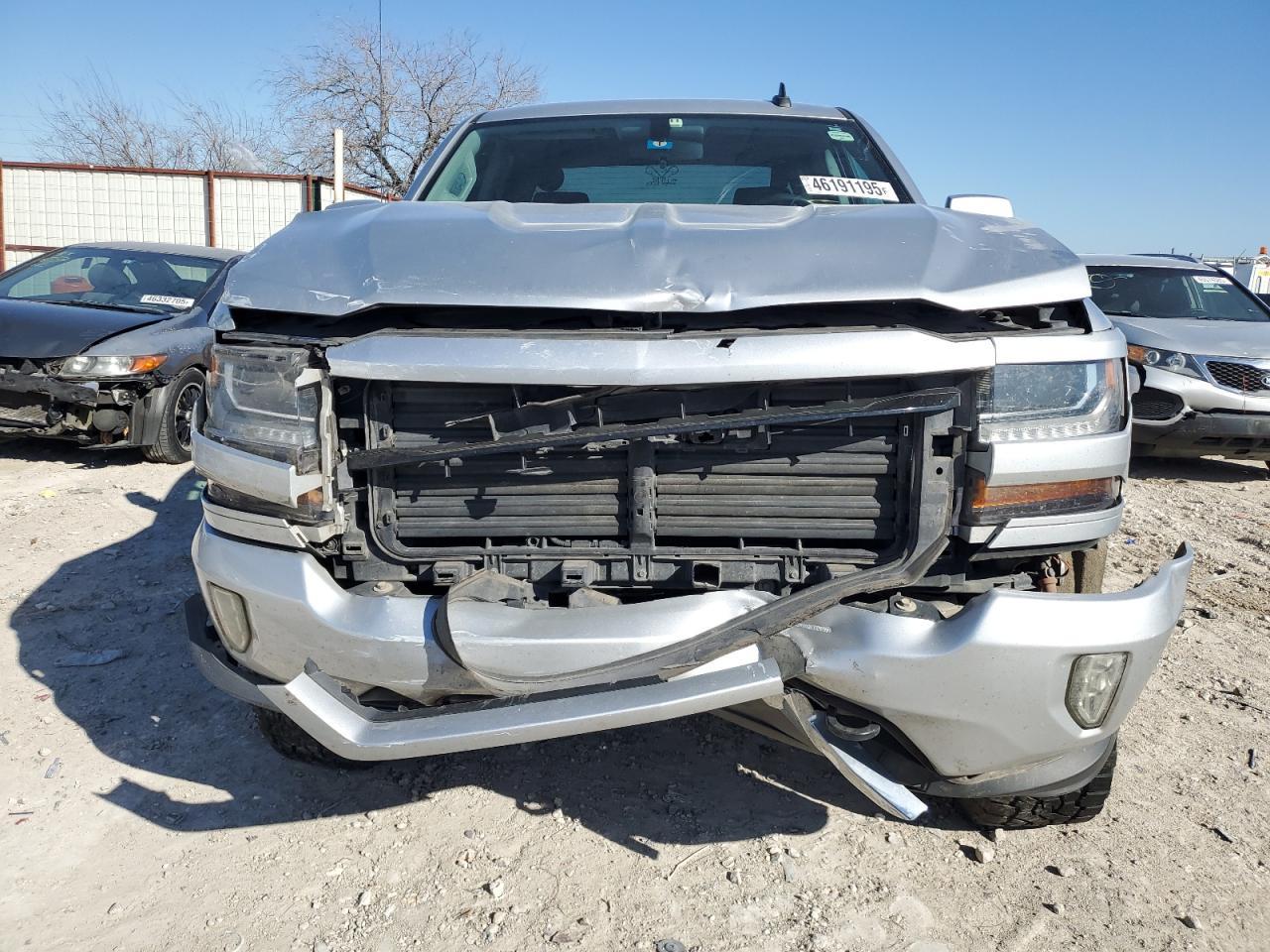 2017 CHEVROLET SILVERADO - Image 5