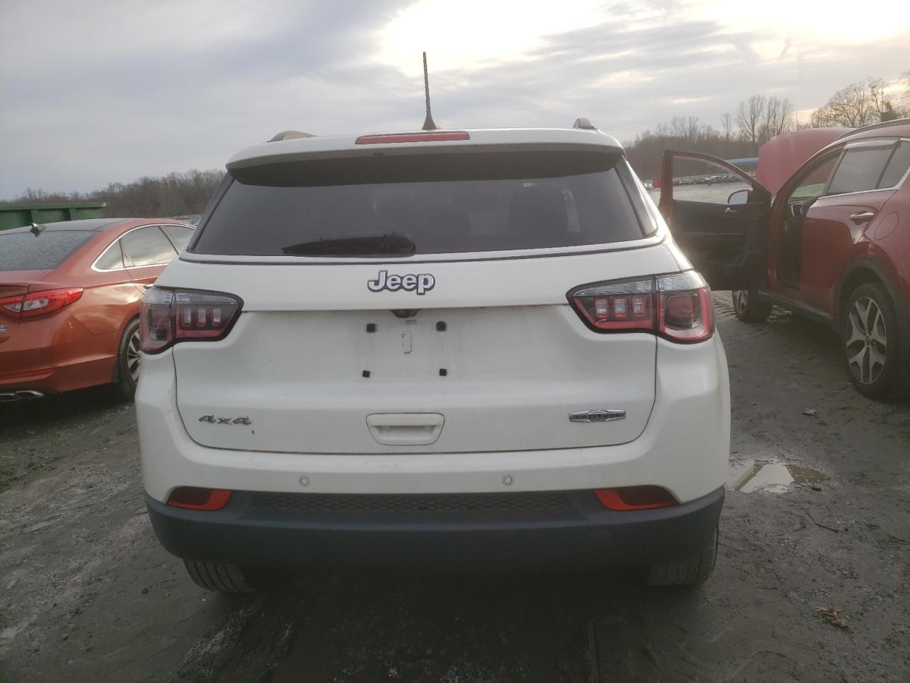 2019 JEEP COMPASS LA - Фото 6