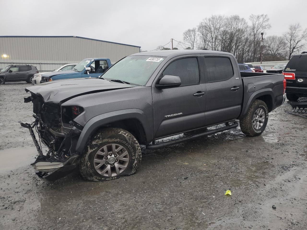 2017 TOYOTA TACOMA DOU
