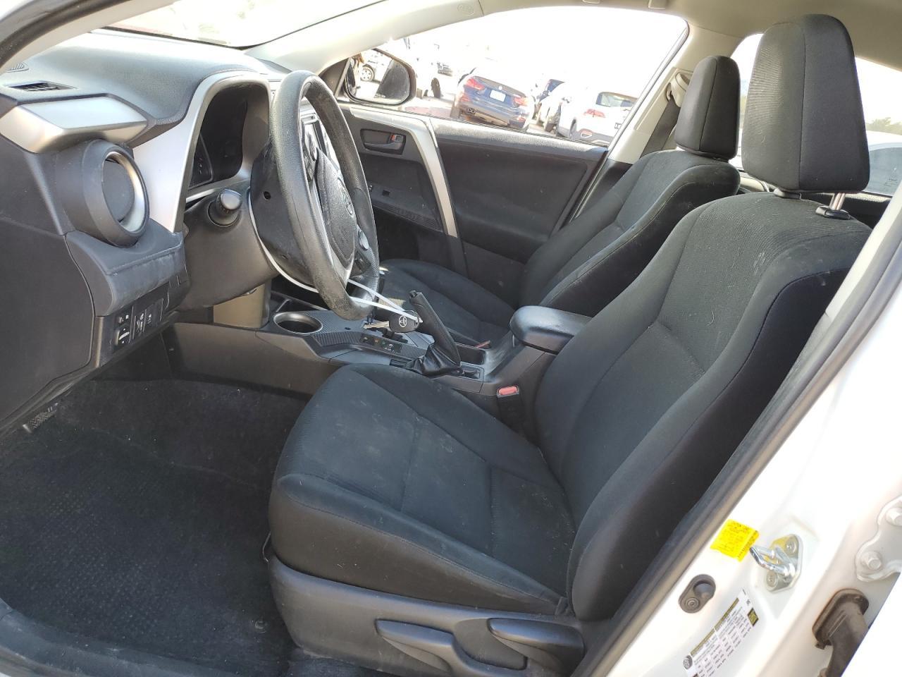 2014 TOYOTA RAV4 LE - Фото 7