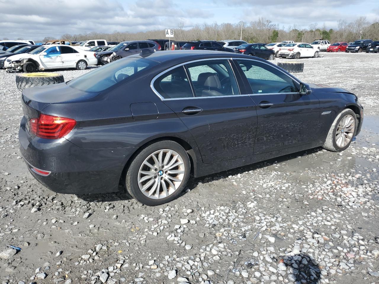 2016 BMW 528 I - Image 3