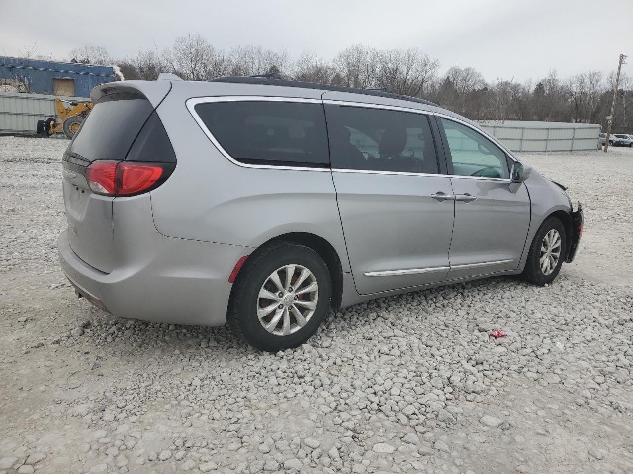 2017 CHRYSLER PACIFICA T - Фото 3