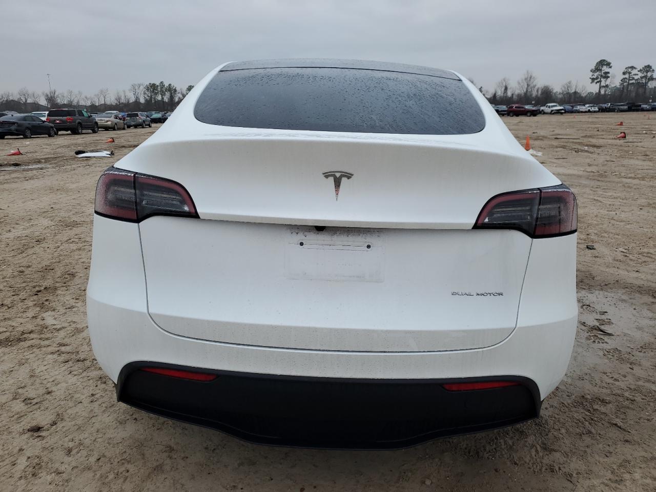 2025 TESLA MODEL Y - Image 6