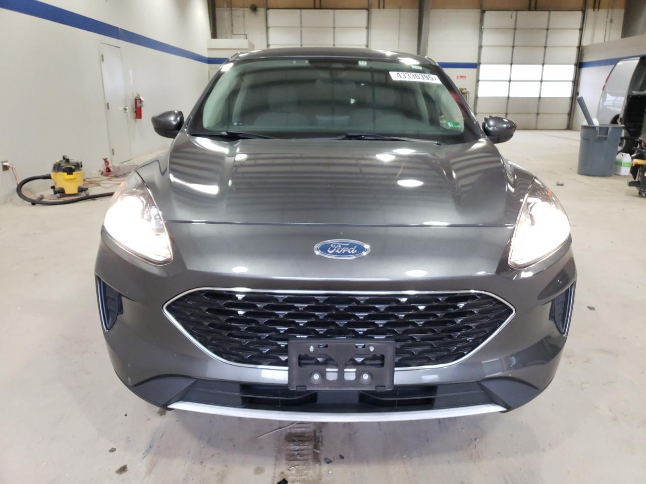 2020 FORD ESCAPE SE - Image 5
