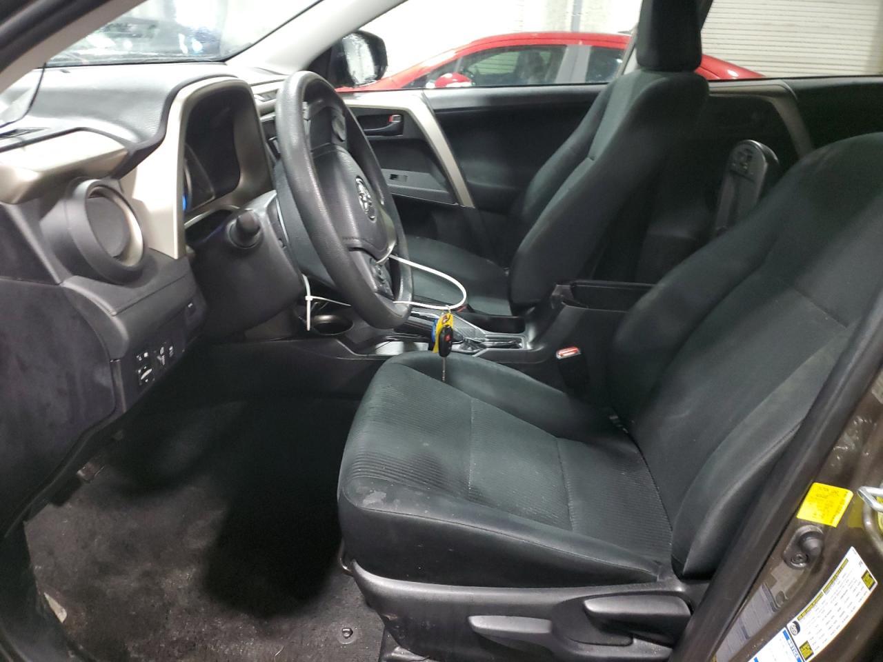 2015 TOYOTA RAV4 LE - Image 7