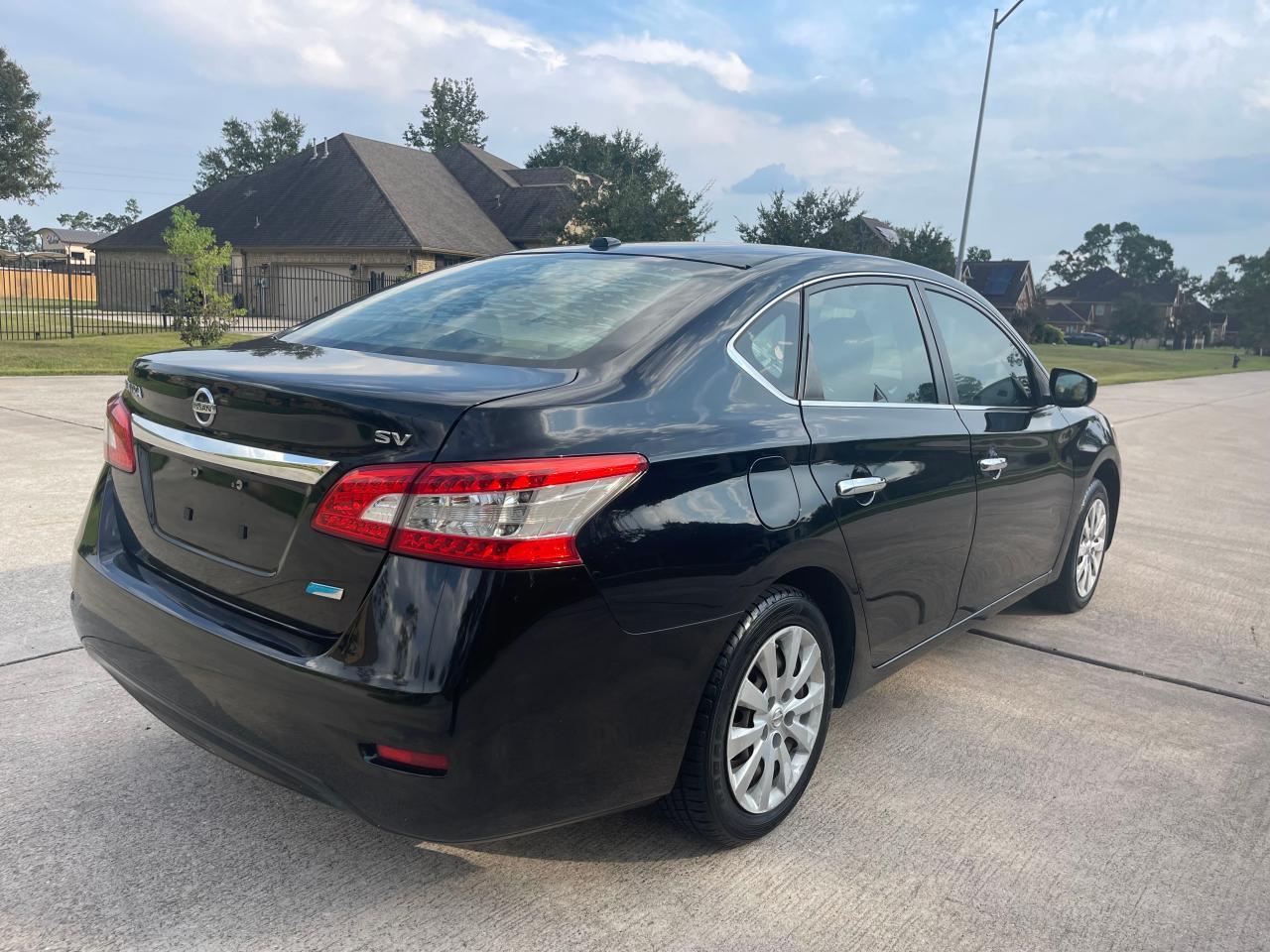 2013 NISSAN SENTRA S - Фото 4