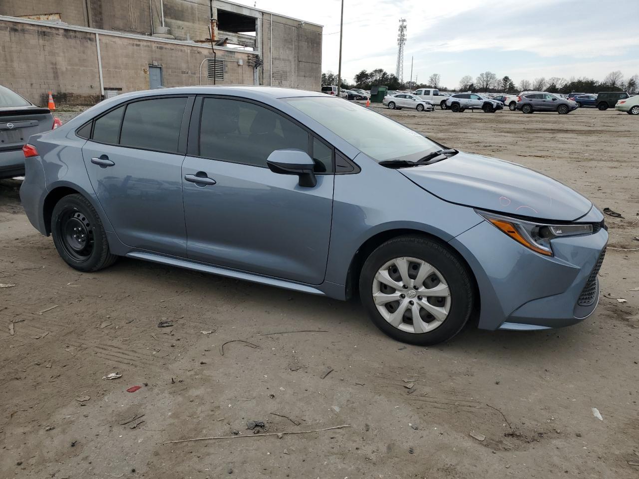 2020 TOYOTA COROLLA LE - Фото 4