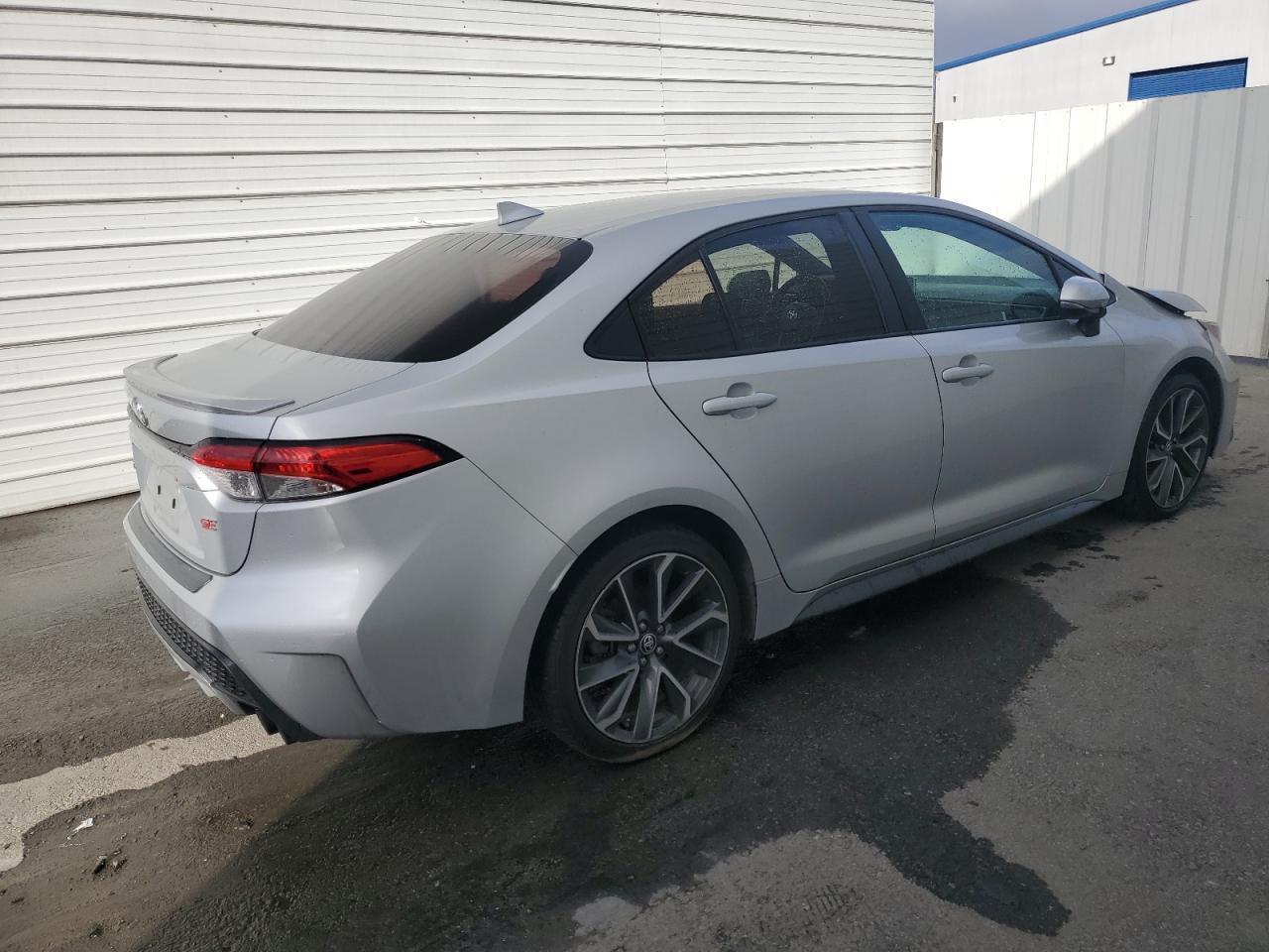 2020 TOYOTA COROLLA SE - Image 3