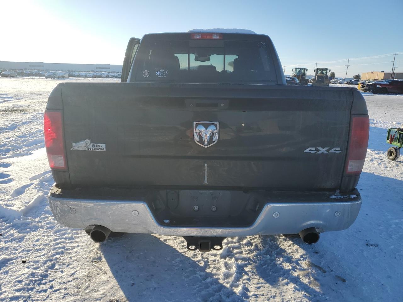 2017 RAM 1500 SLT - Image 6