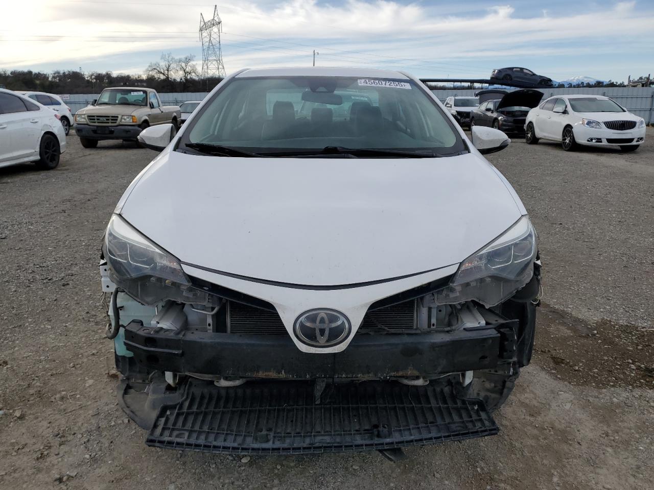 2019 TOYOTA COROLLA L - Фото 5