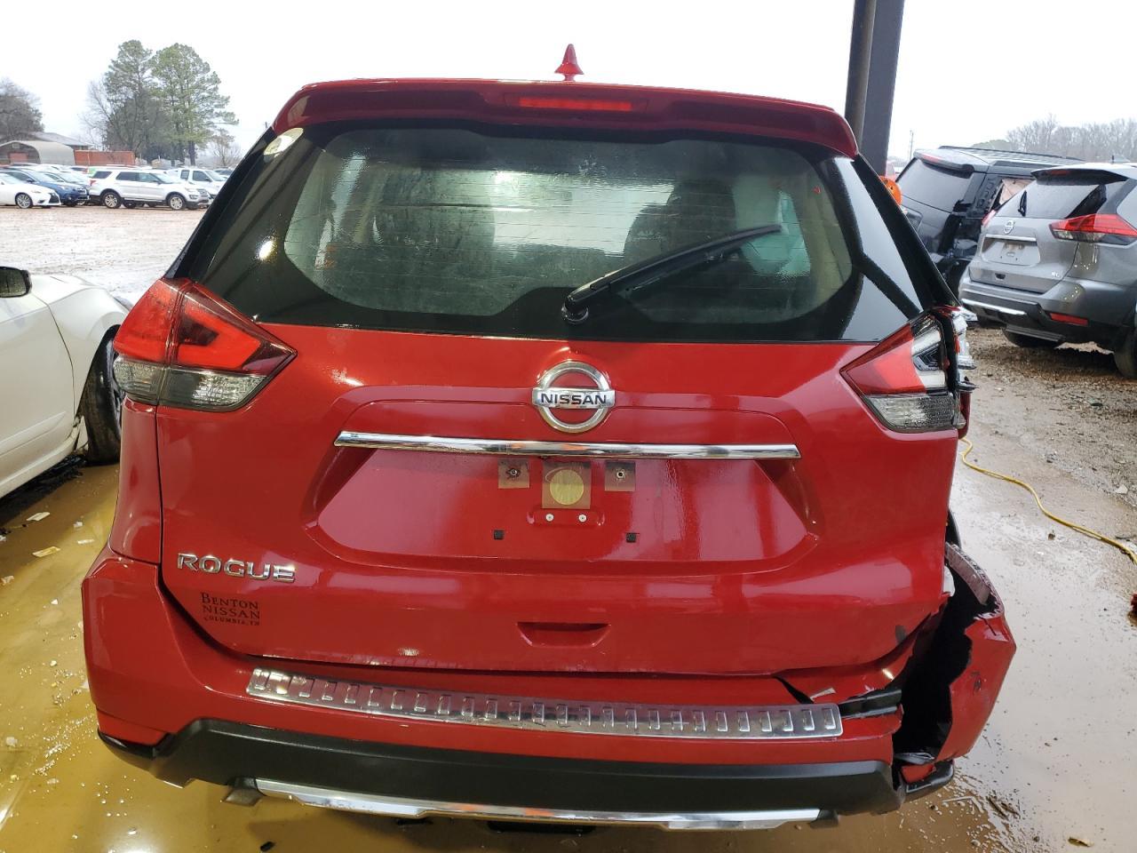 2017 NISSAN ROGUE S - Фото 6