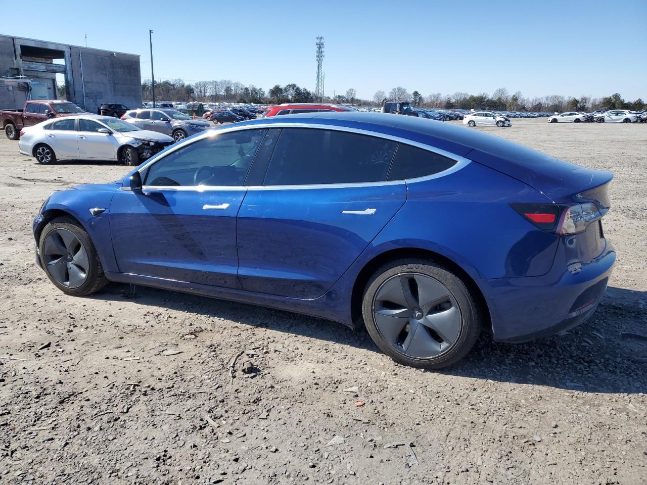 2019 TESLA MODEL 3 - Image 2