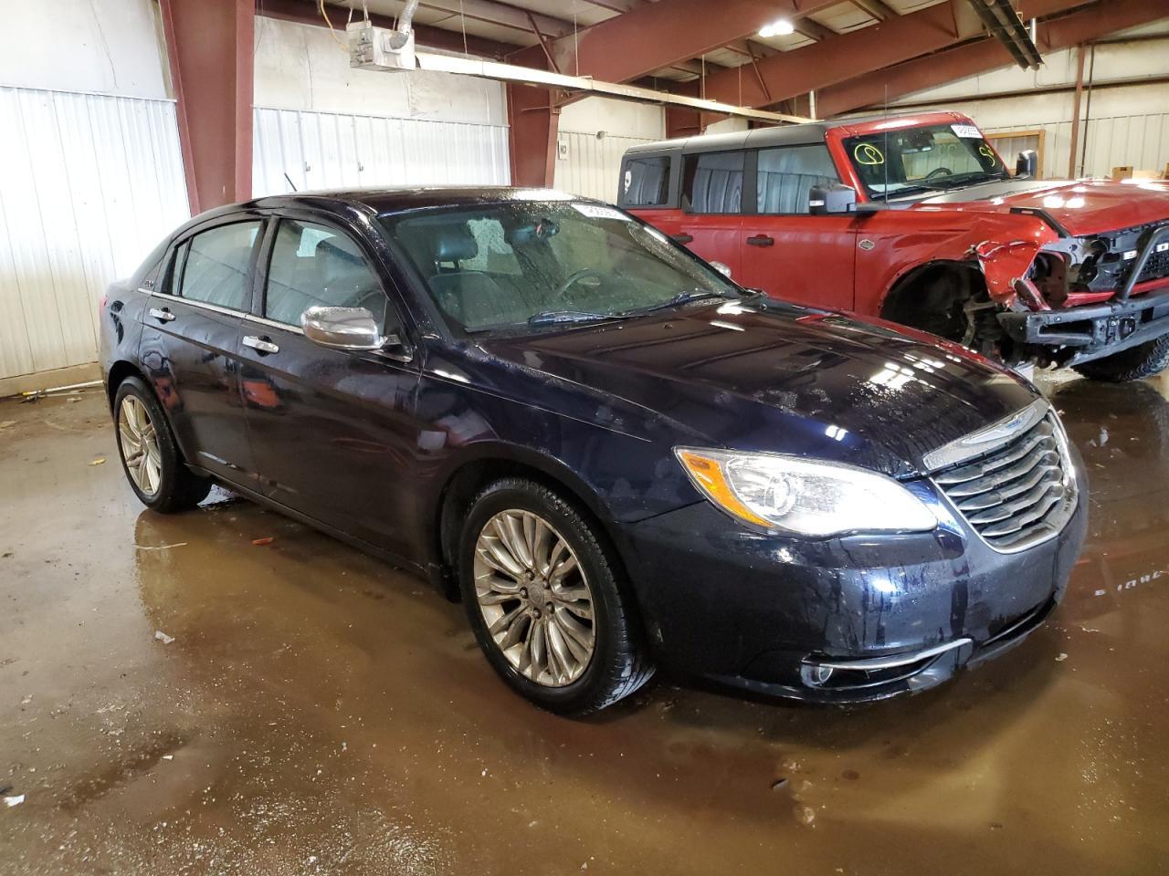 2012 CHRYSLER 200 LIMITE - Image 4