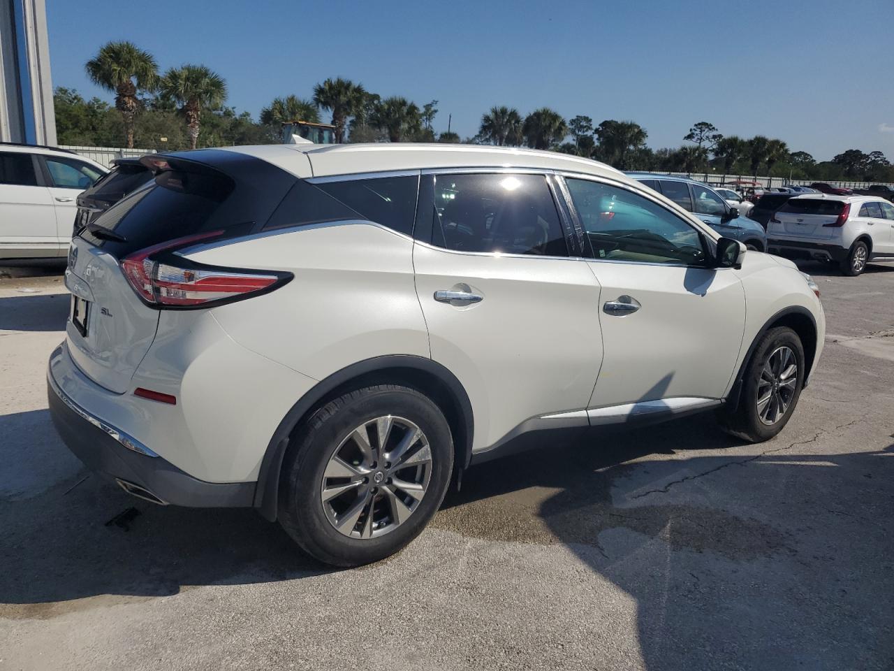 2015 NISSAN MURANO S - Image 3