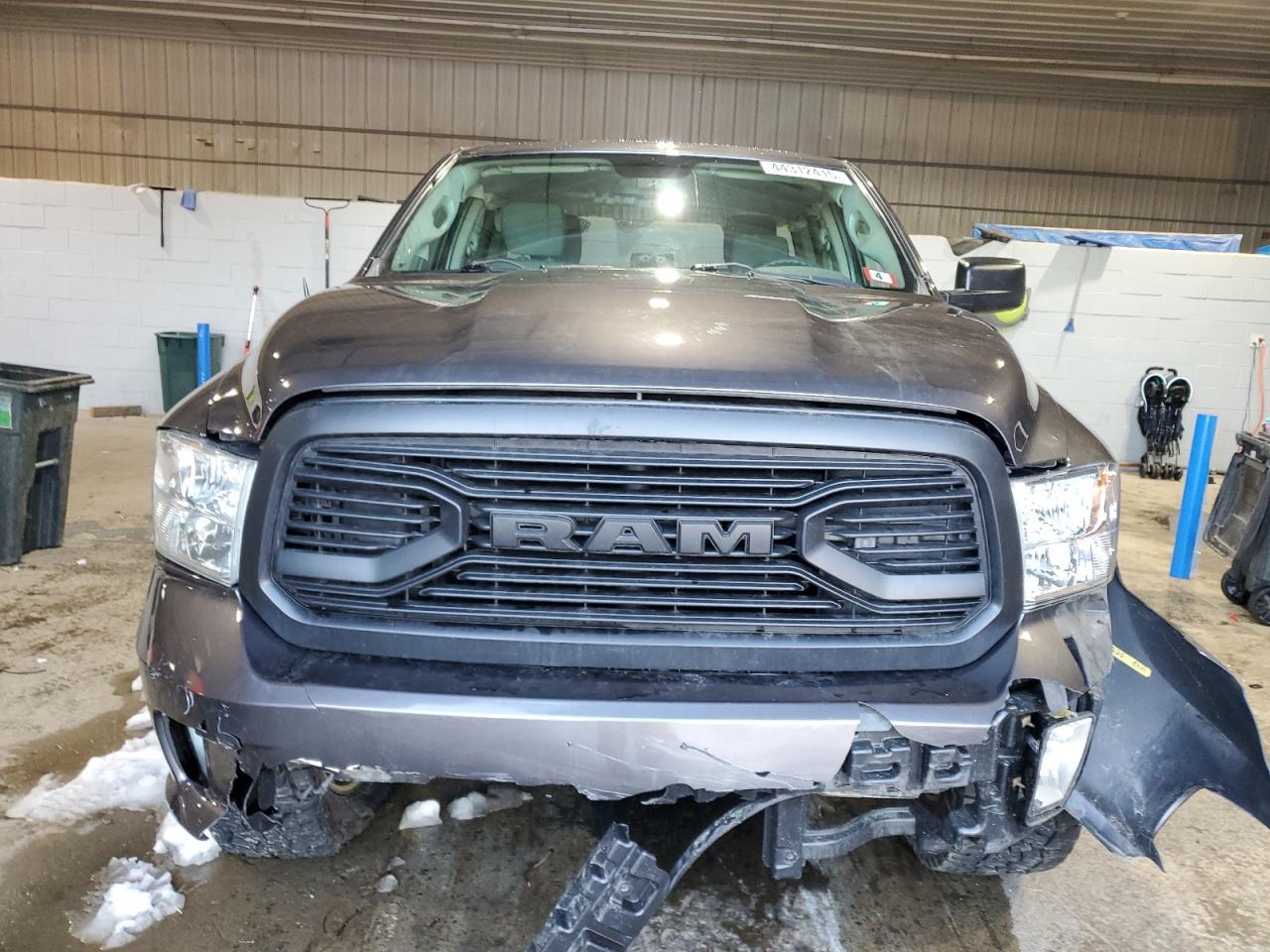 2014 RAM 1500 ST - Image 5