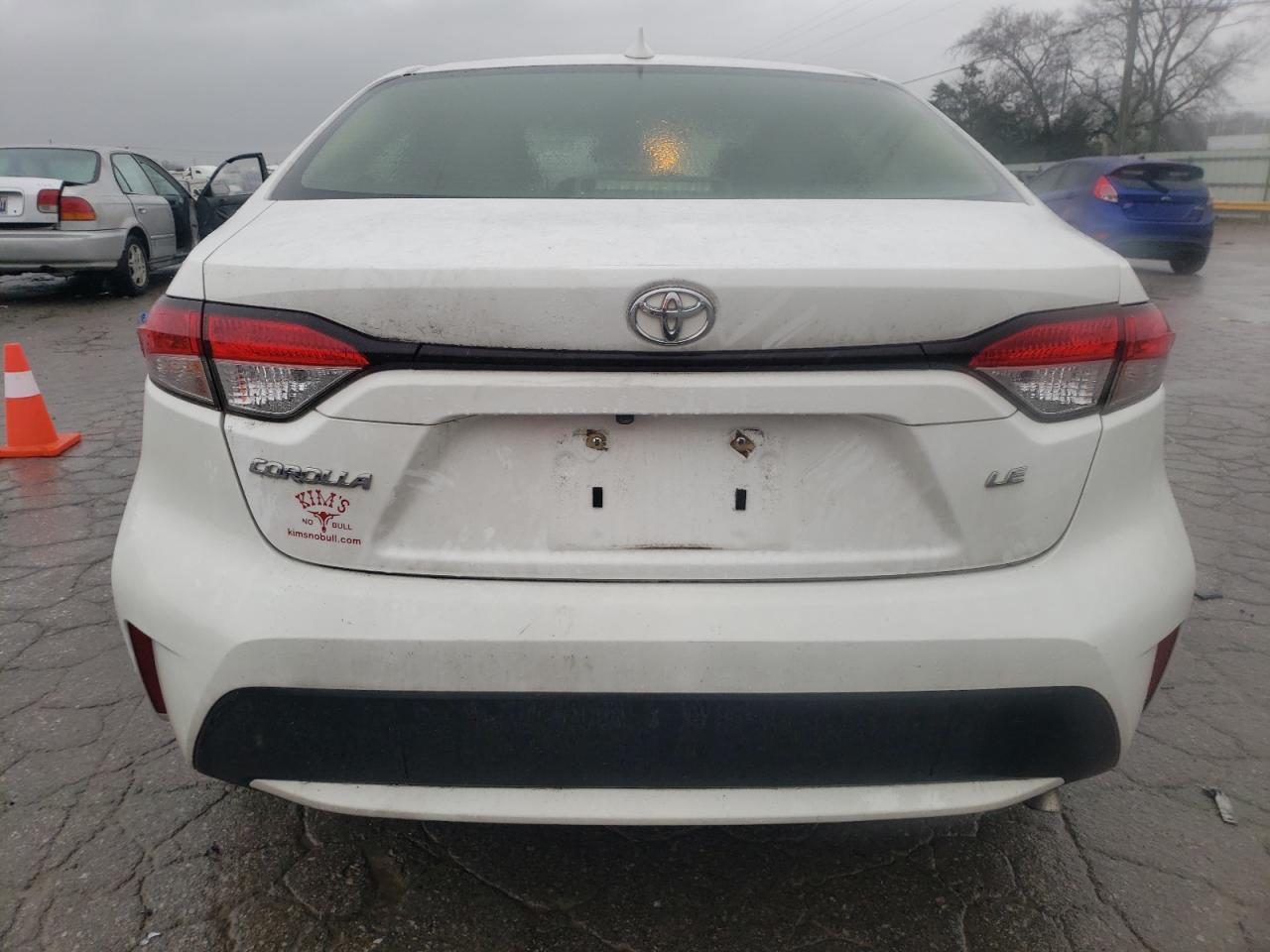 2021 TOYOTA COROLLA LE - Фото 6
