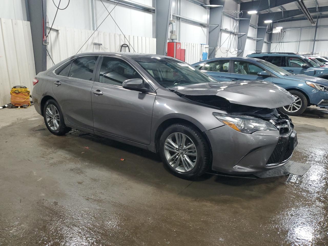 2017 TOYOTA CAMRY LE - Фото 4
