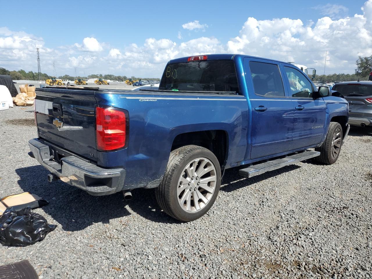 2018 CHEVROLET SILVERADO - Фото 3