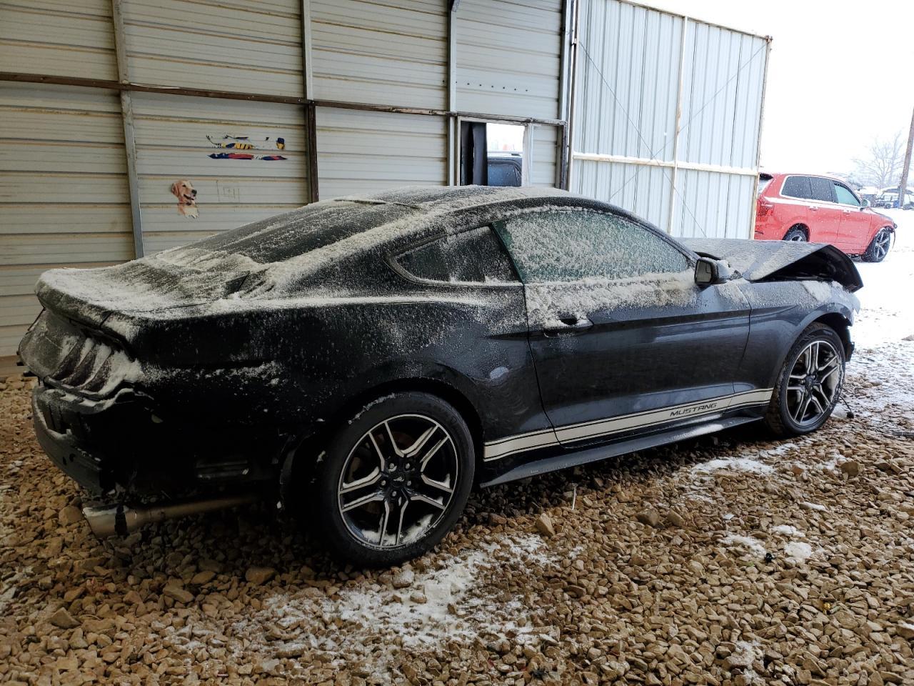 2018 FORD MUSTANG - Фото 3
