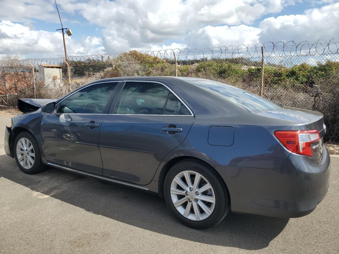 2012 TOYOTA CAMRY BASE - Фото 2